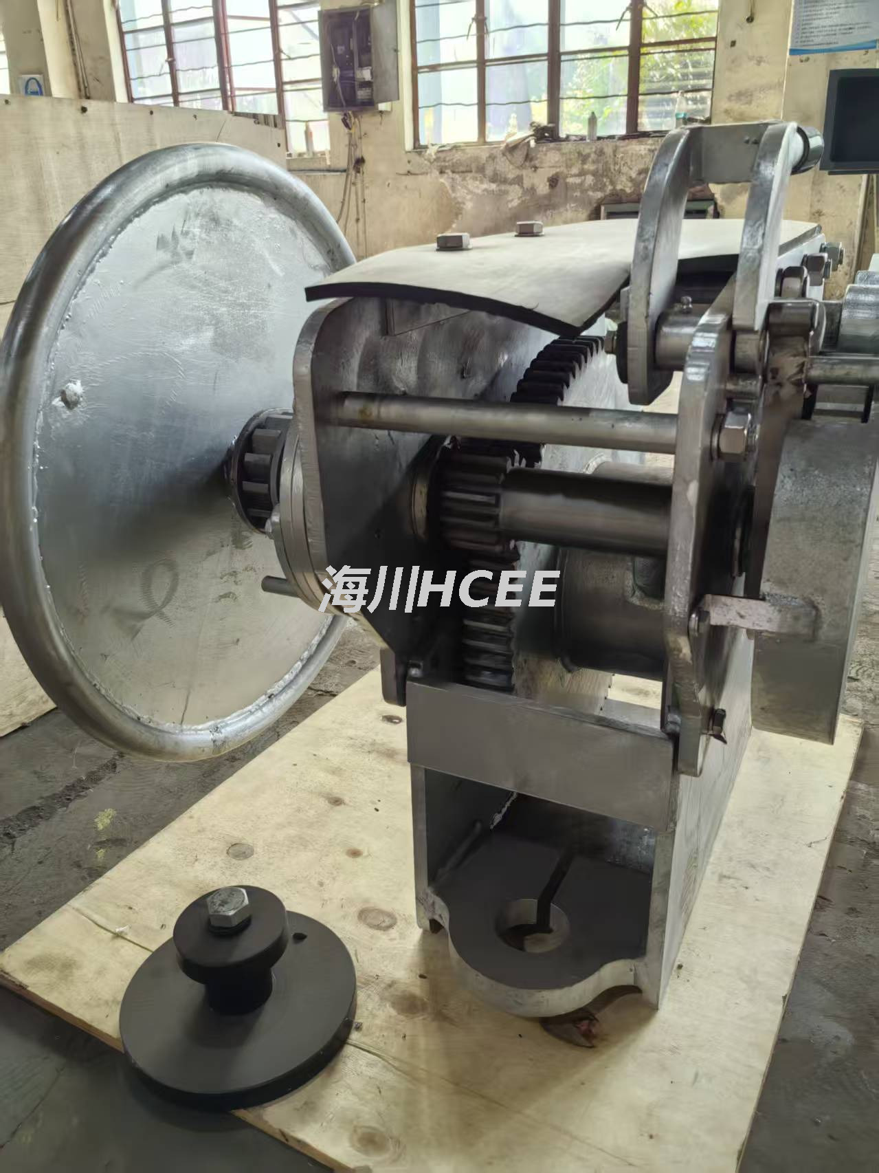 DF-545 40 TON PLANETARY GEAR MOUNT WINCH